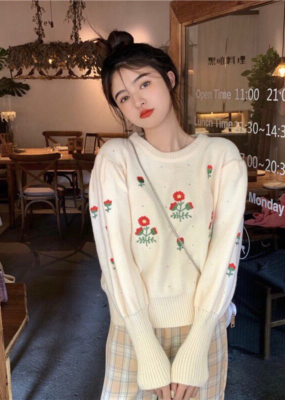 Spring Flower Knitwear